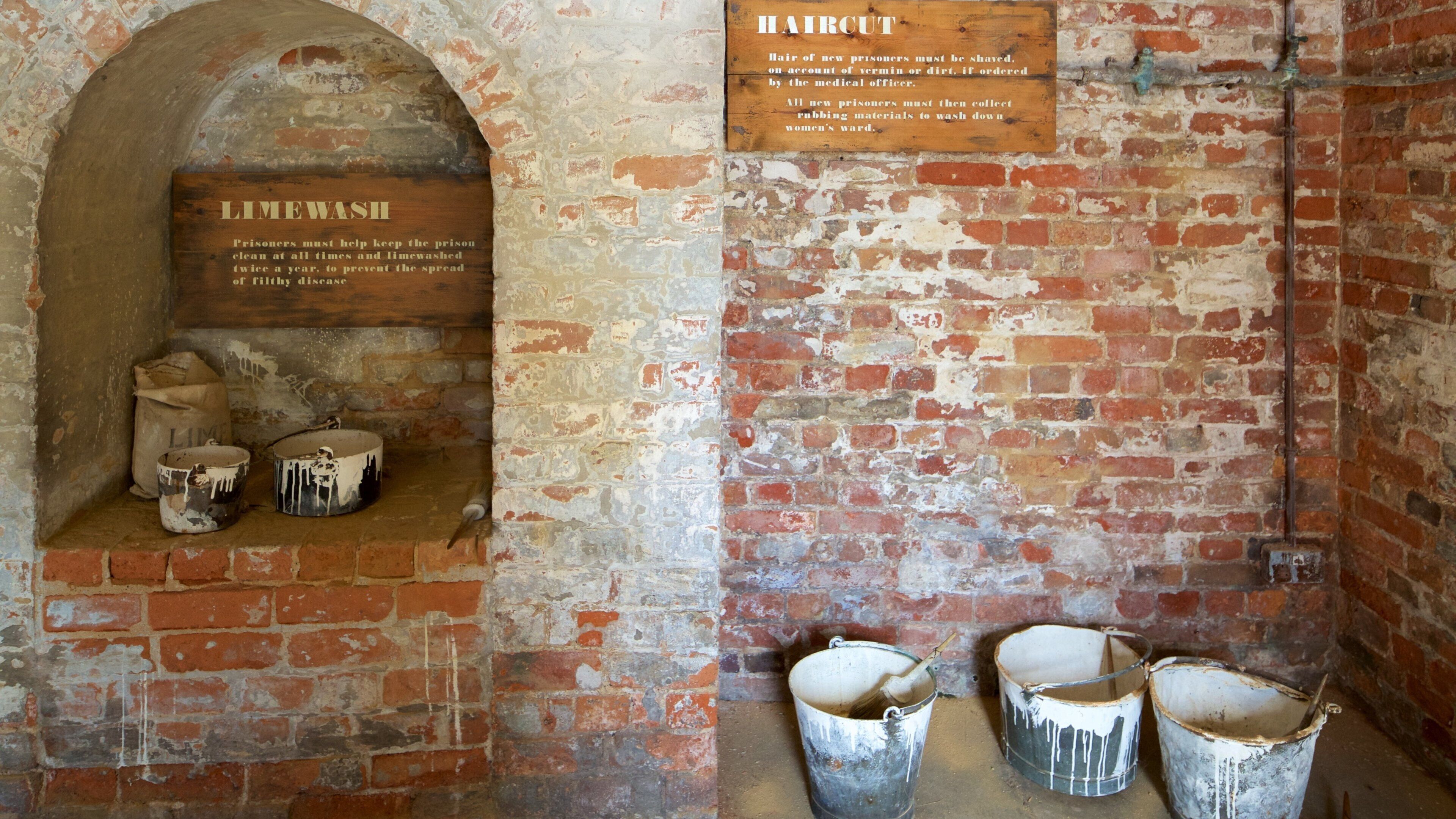 Galleries of Justice mostrando elementos del patrimonio y vistas interiores