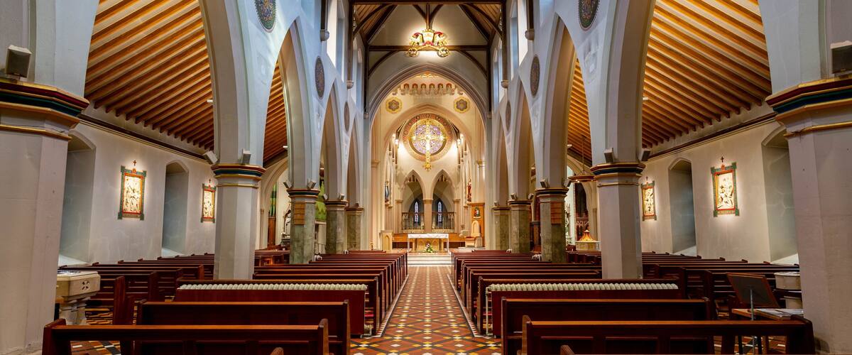 Nottingham Cathedral showing interior views, a church or cathedral and heritage elements