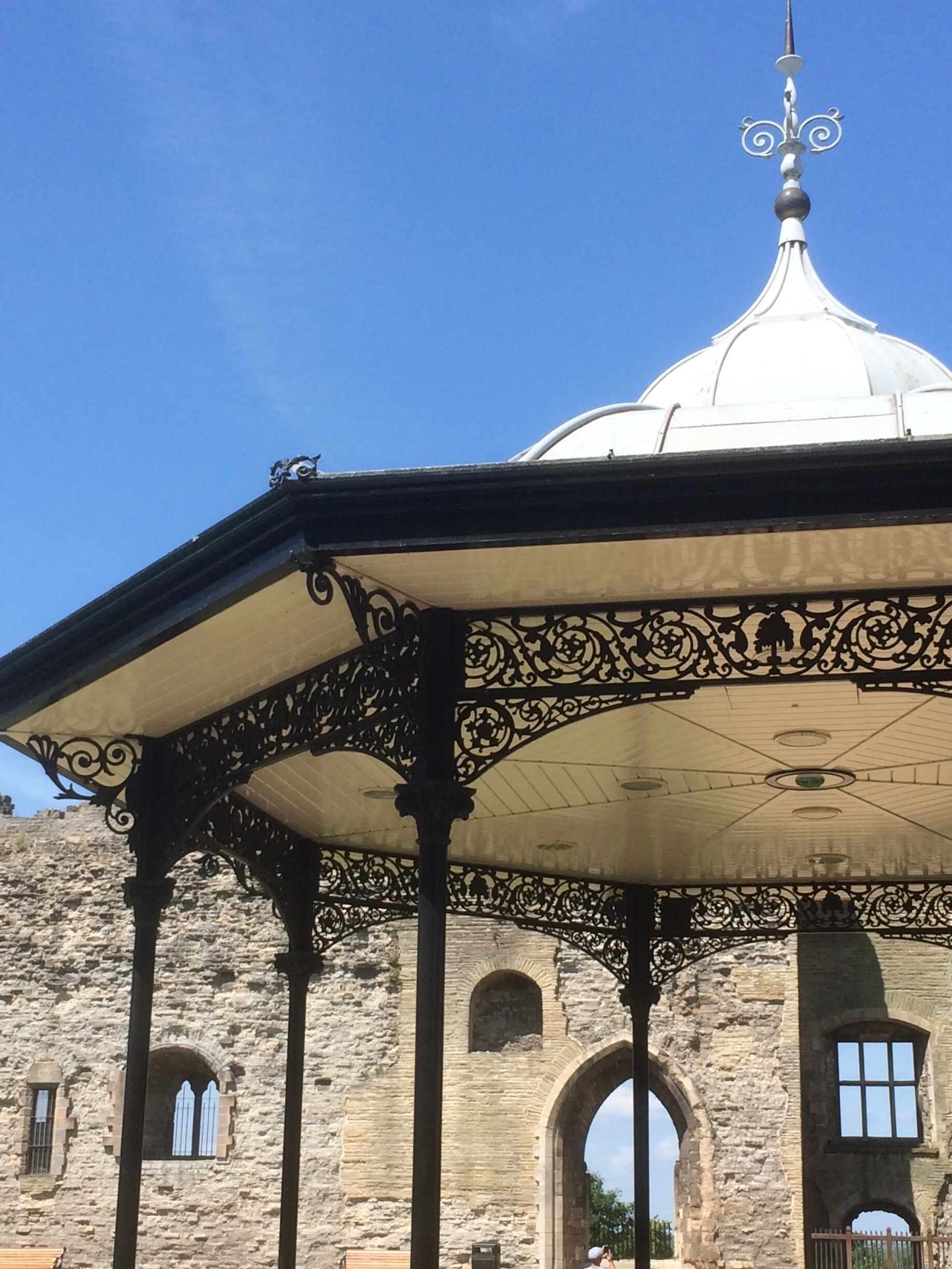 #patterns on the bandstand 