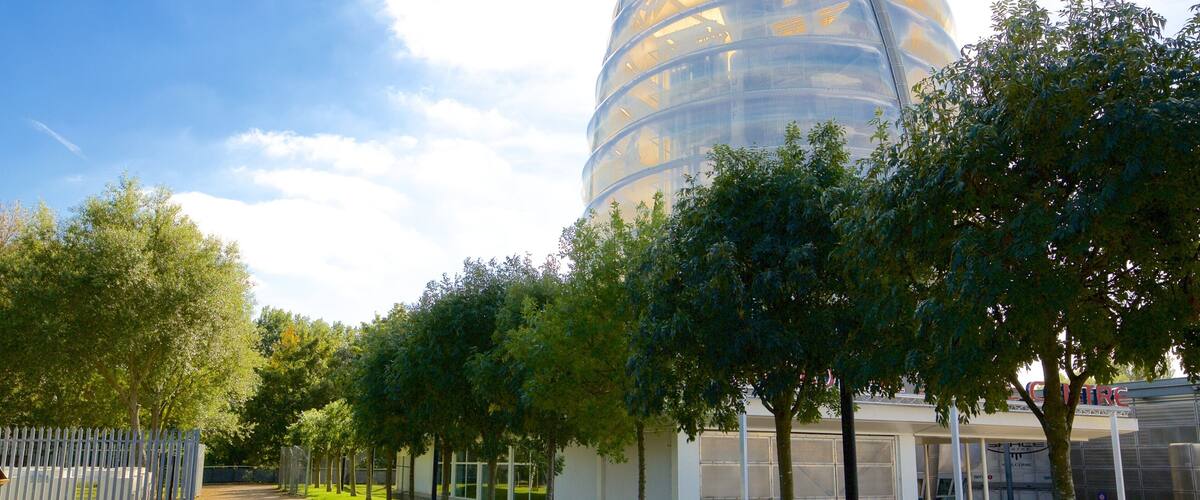 Trung tâm Vũ trụ Quốc gia có tính năng kiến trúc hiện đại