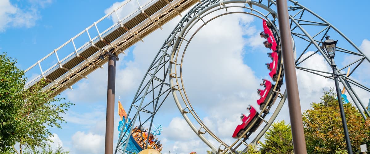 Blackpool which includes rides