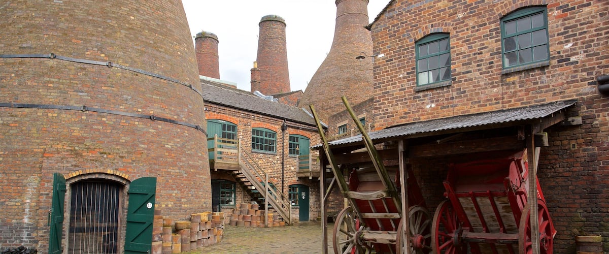 Gladstone Pottery Museum which includes heritage elements