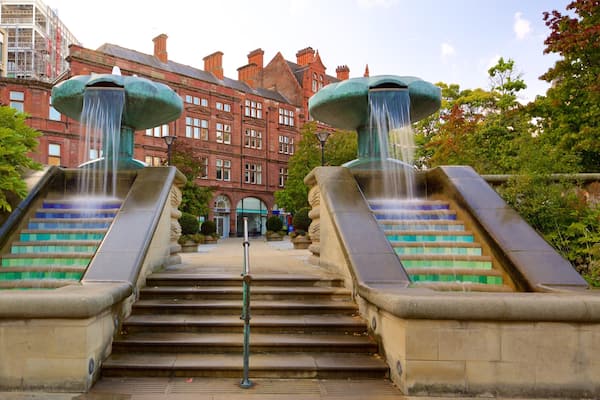 ピース ガーデン どの含み 公園 と 噴水