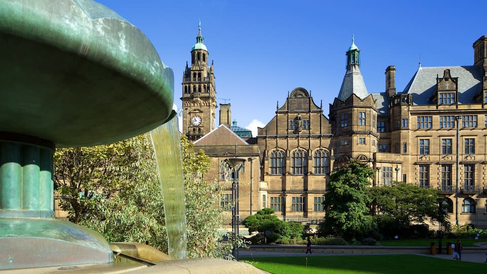 Peace Gardens which includes château or palace, a garden and heritage architecture