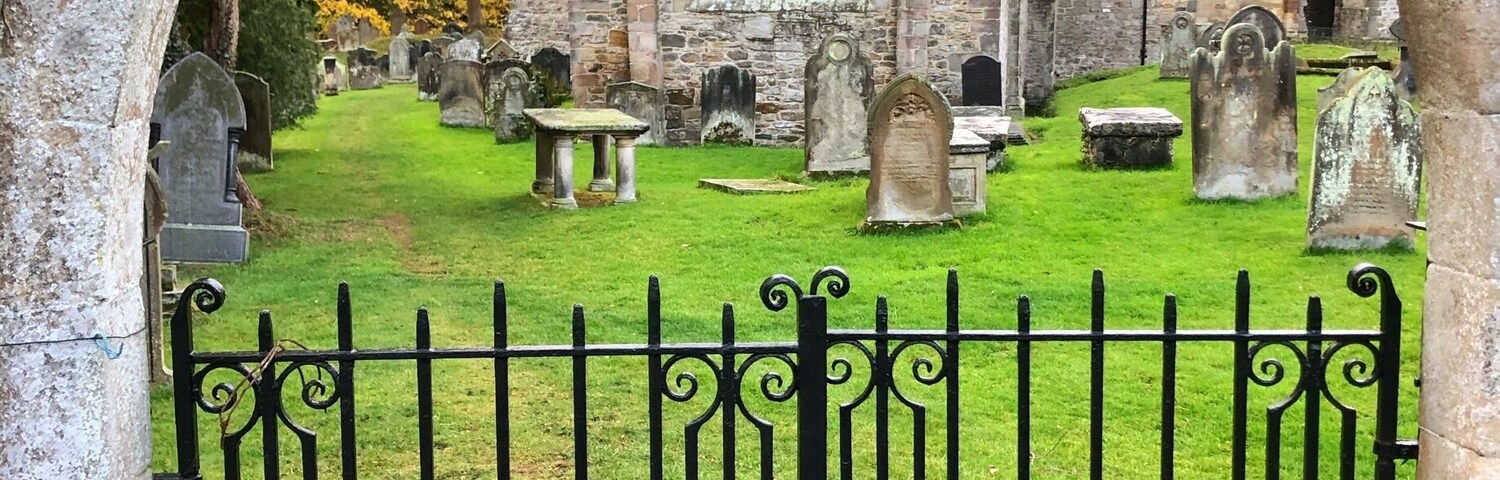 A great walk around the back of Easby Abbey, from the high path you get a great view looking down and across the old Abbey and Church