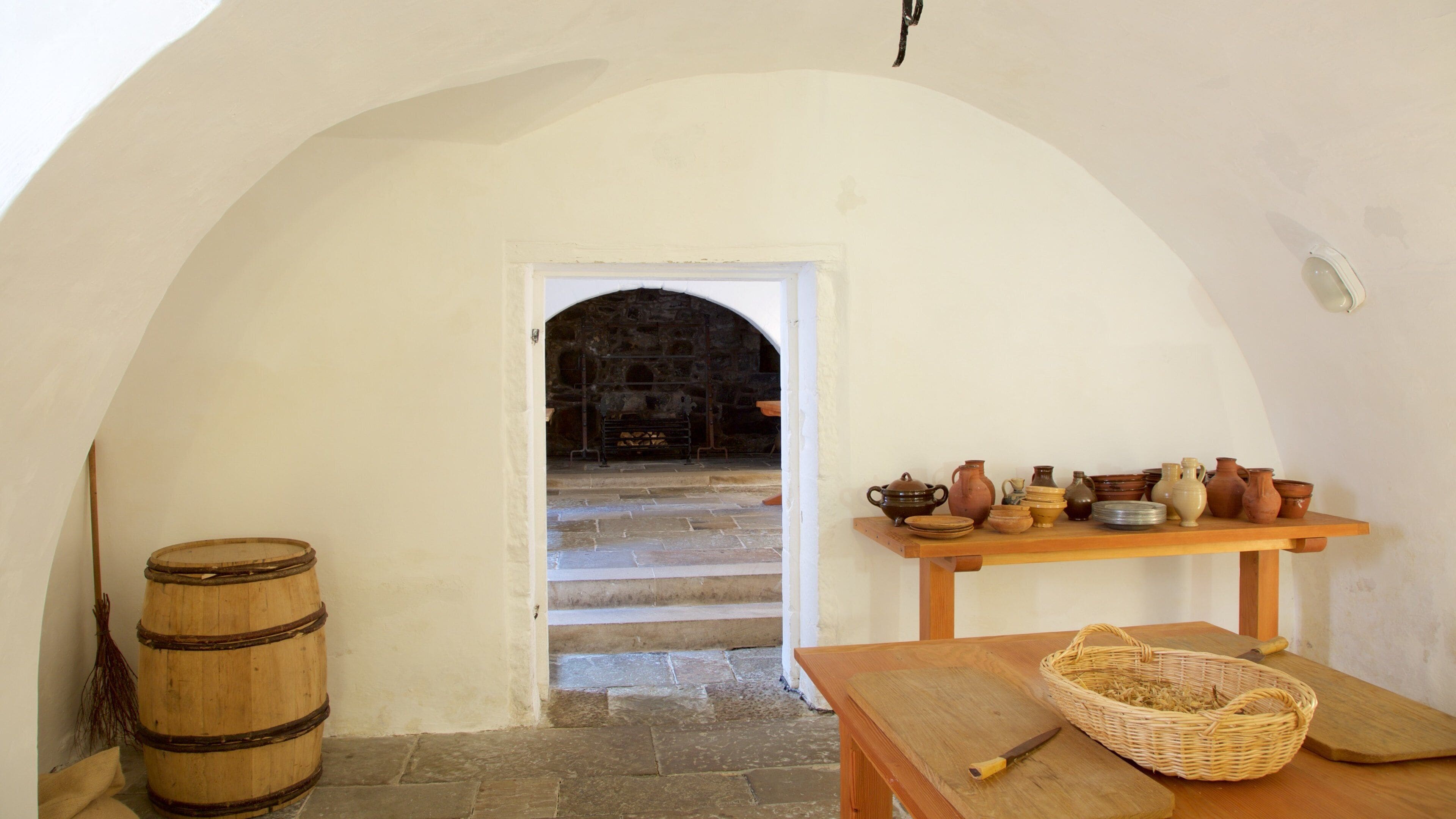 阿吉爾公爵住宅 其中包括 內部景觀 和 傳統元素