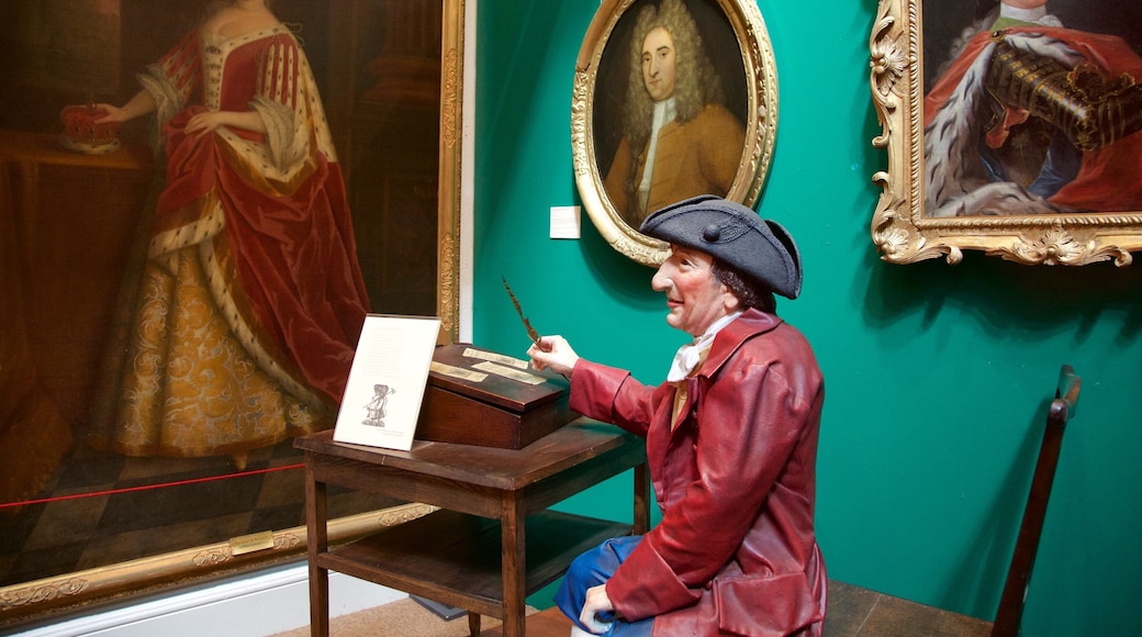 Smith Art Gallery and Museum showing interior views and art