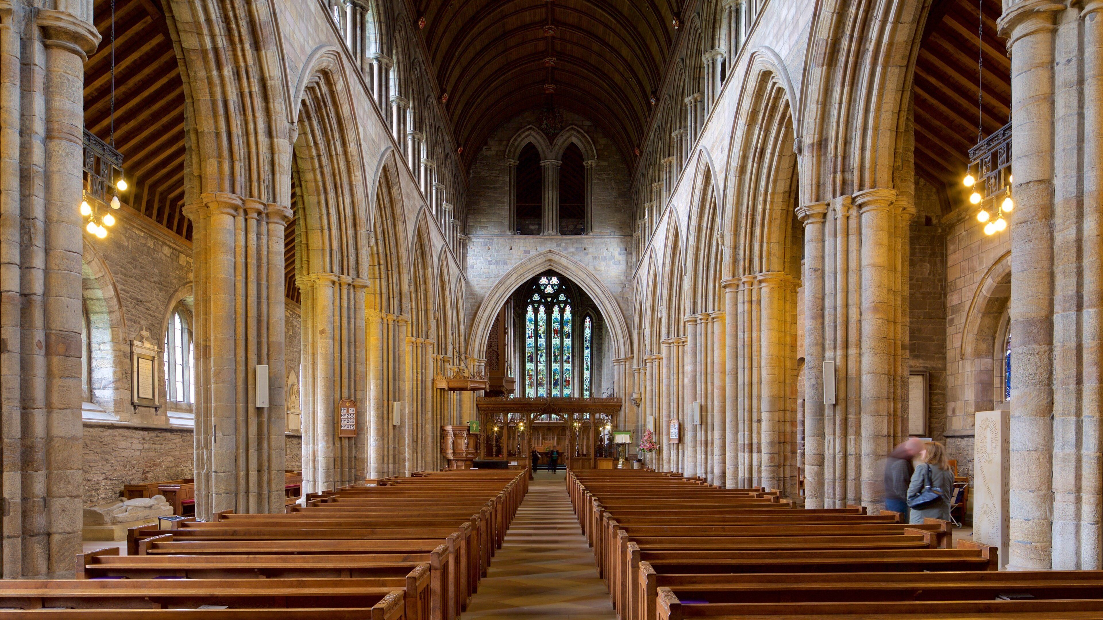 Dunblane Cathedral which includes interior views, religious aspects and a church or cathedral