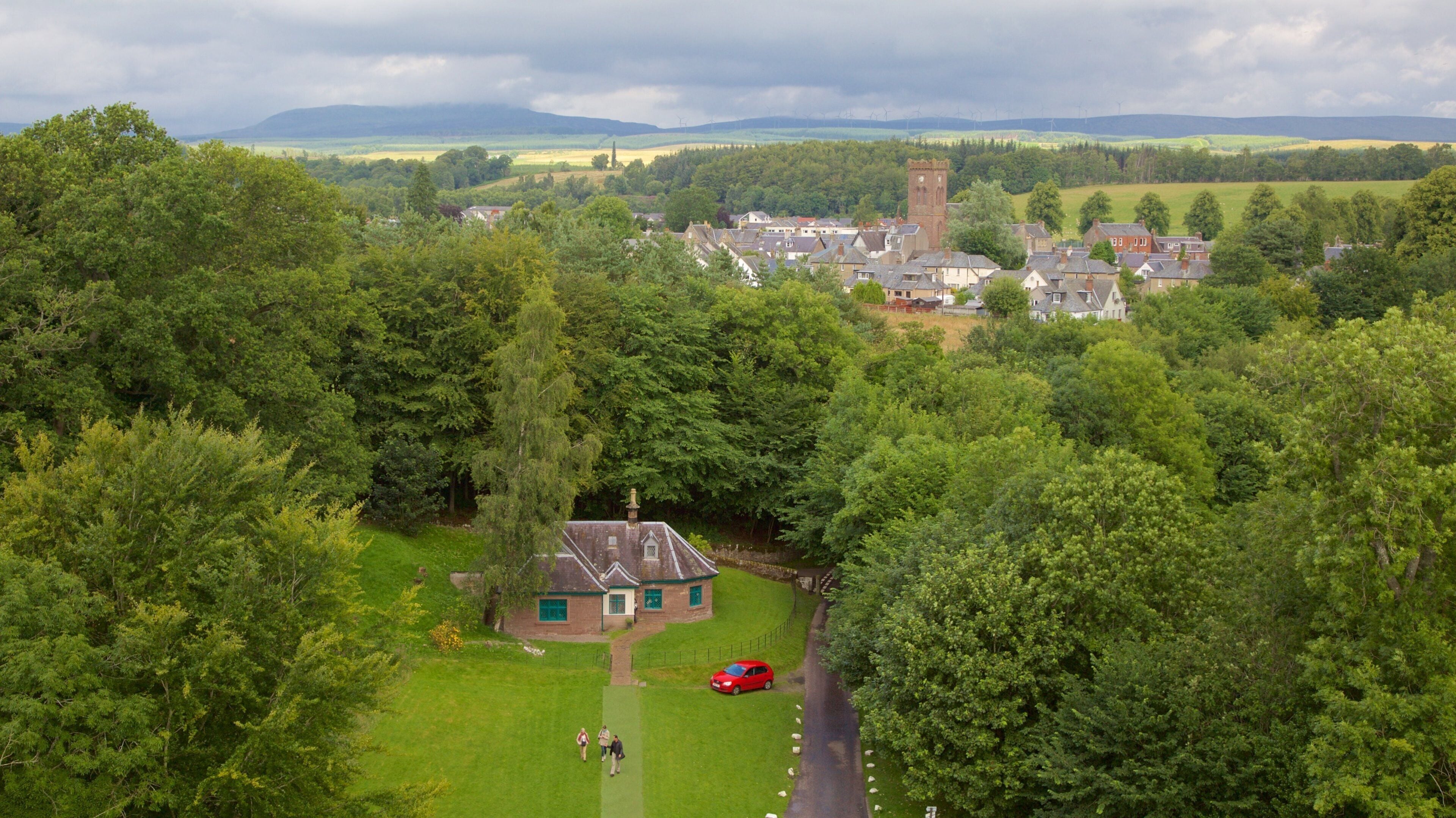 Doune Castle which includes farmland and forest scenes