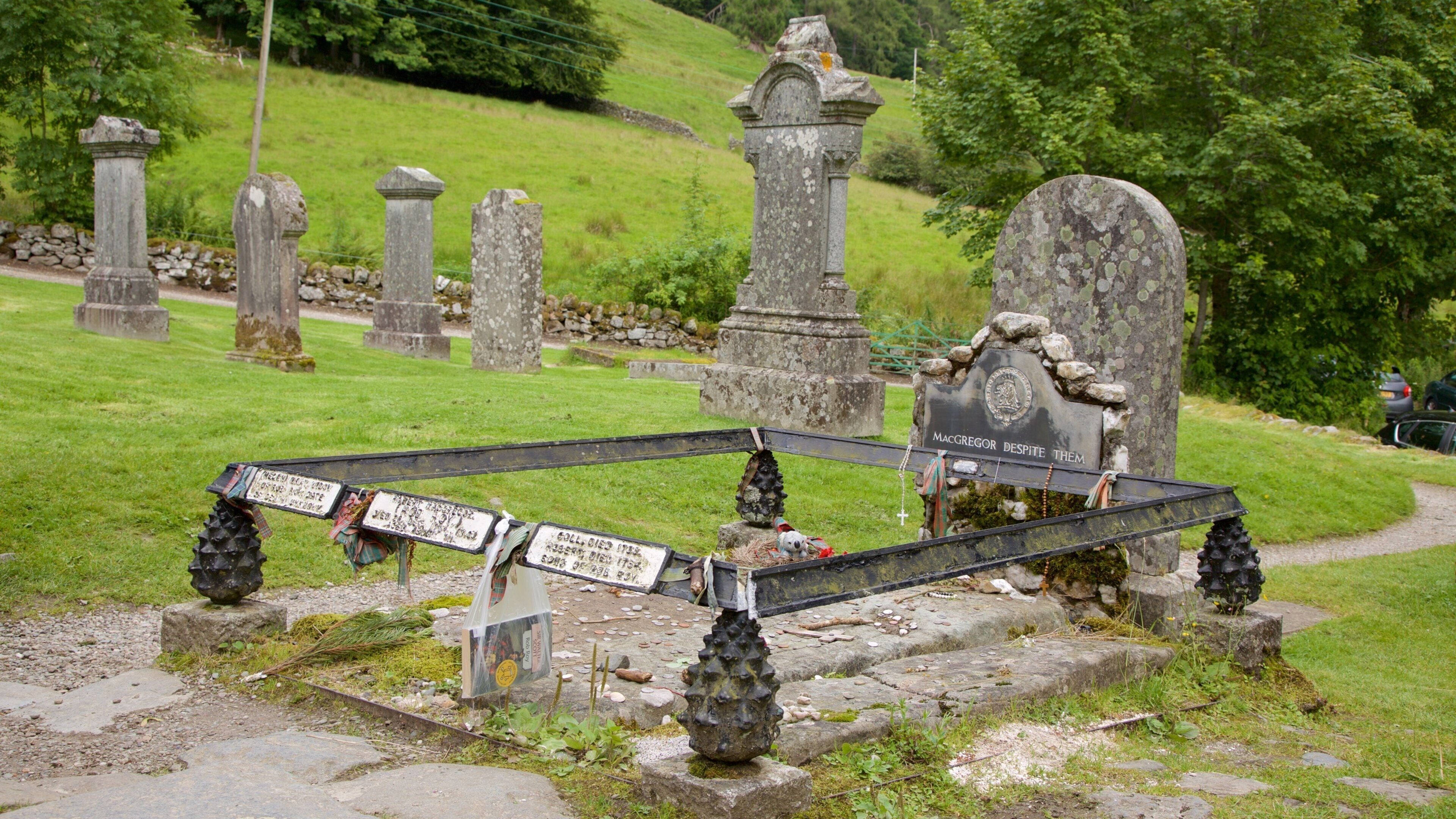 발퀴더 교회 을 특징 묘지 과 교회 또는 성당