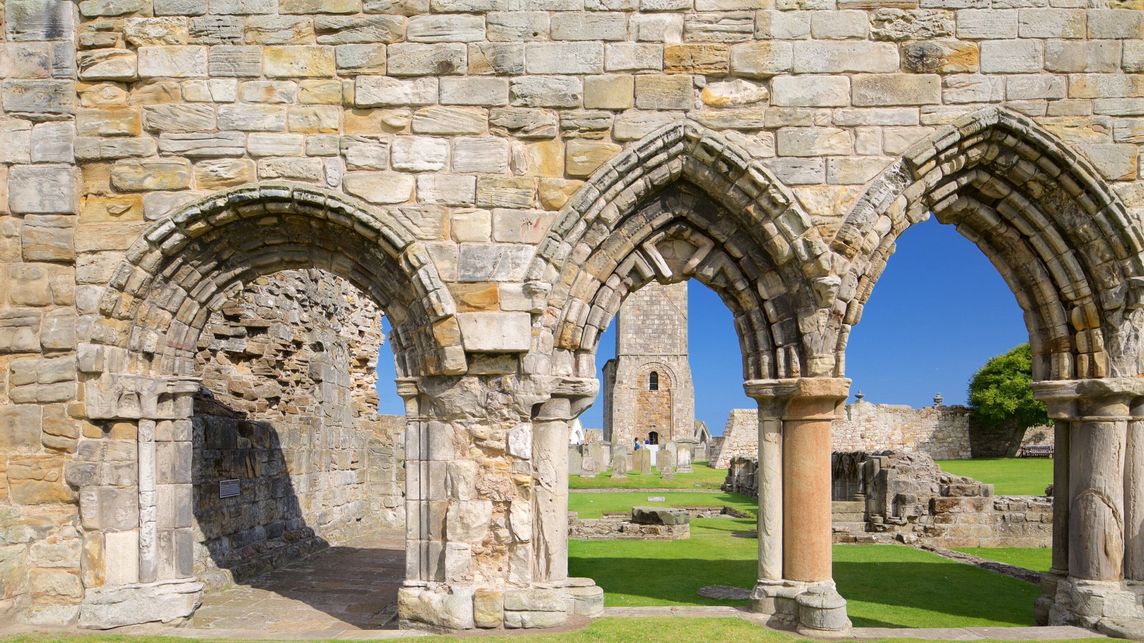 2026 St. Andrews Travel Guide | Expedia Singapore