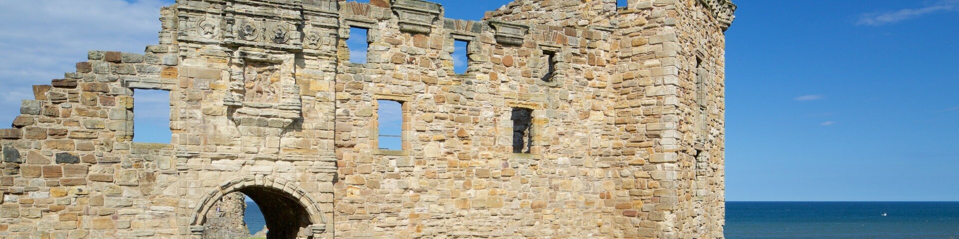 St. Andrew\'s Castle featuring heritage elements and heritage architecture
