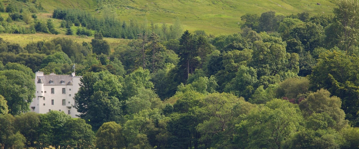 ทะเลสาบ Loch Earn ซึ่งรวมถึง เจ็ตสกี และ ทะเลสาบหรือแอ่งน้ำ