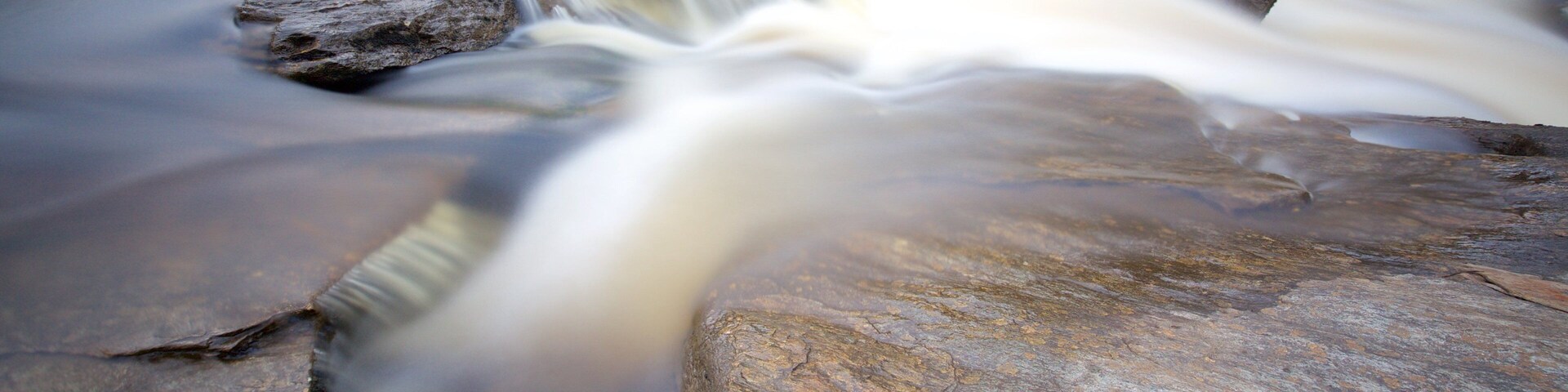 Falls of Dochart featuring rapids