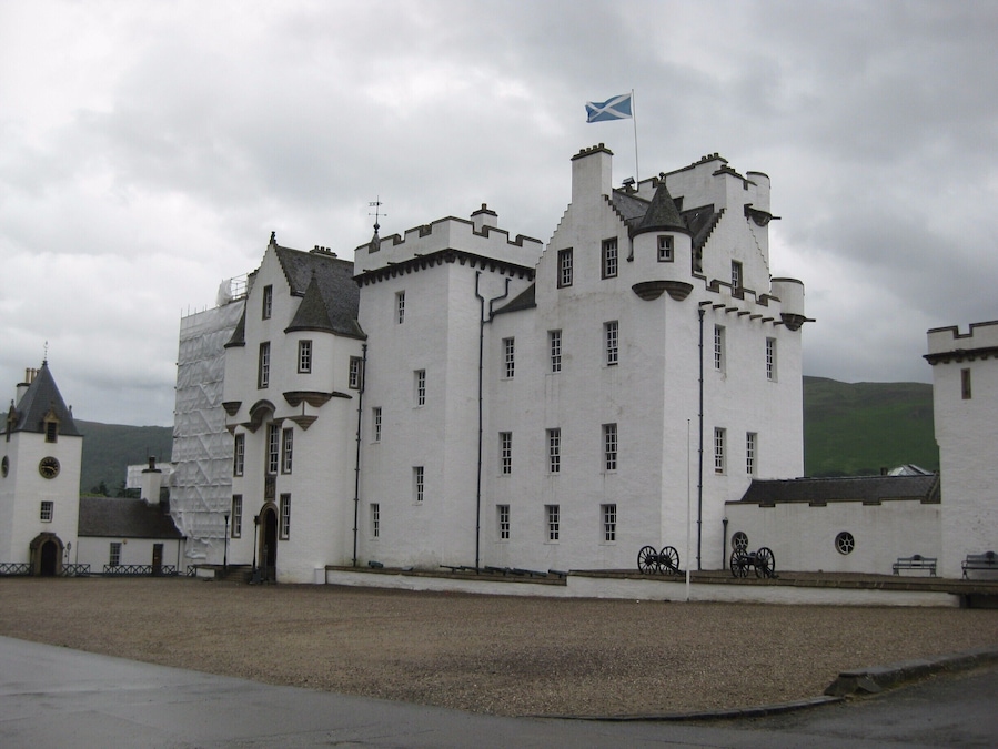 Where the Dukes and Earls of Atholl stayed; Where Queen Victoria's stay led to the Atholl Highlanders, the only private army in Europe today (although only currently active during ceremonies)
-2016