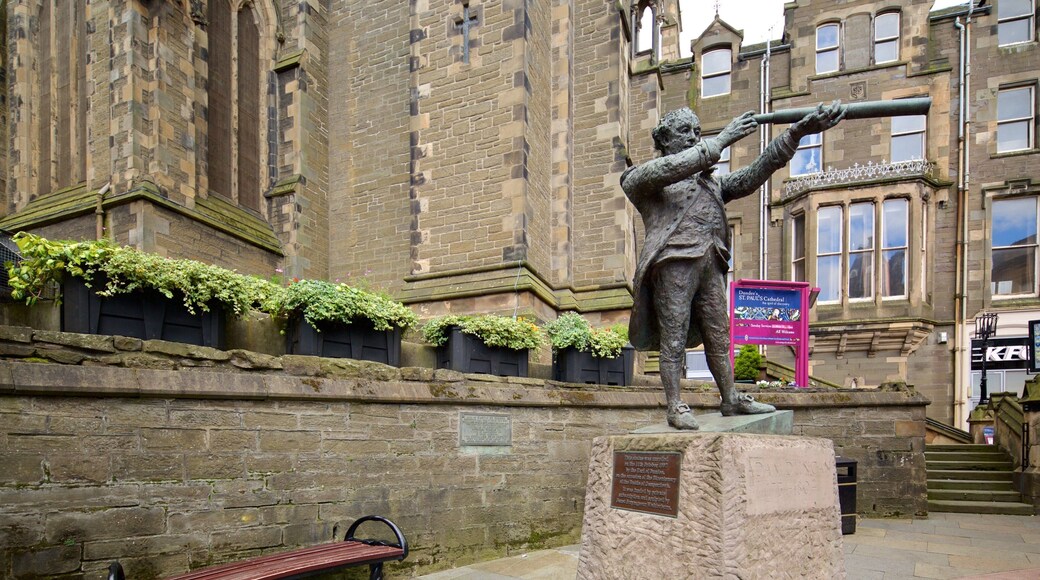 St. Paul\'s Episcopal Cathedral どの含み 屋外アート, 教会あるいは大聖堂 と ストリート シーン