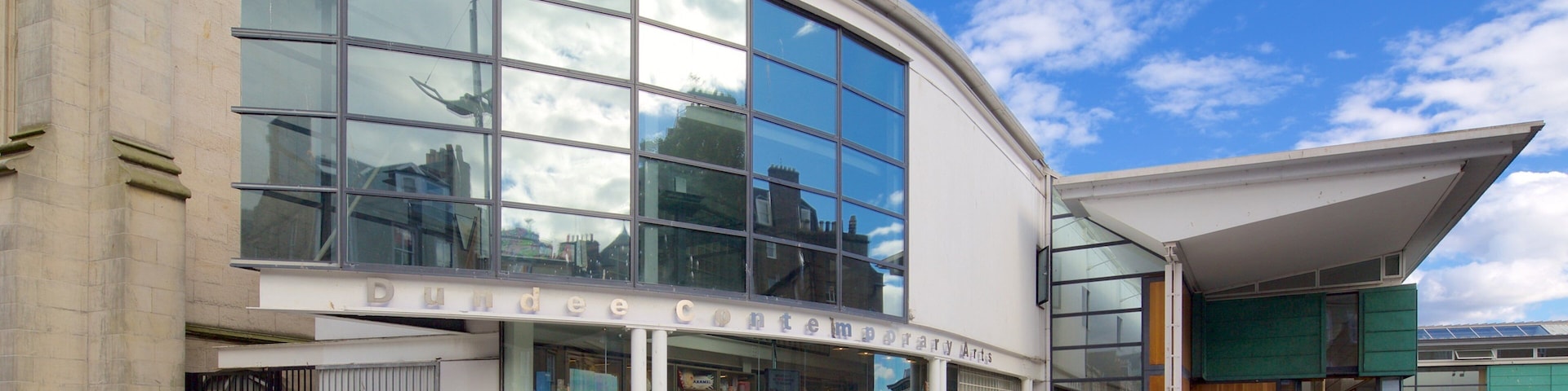 Dundee Contemporary Arts Centre showing street scenes