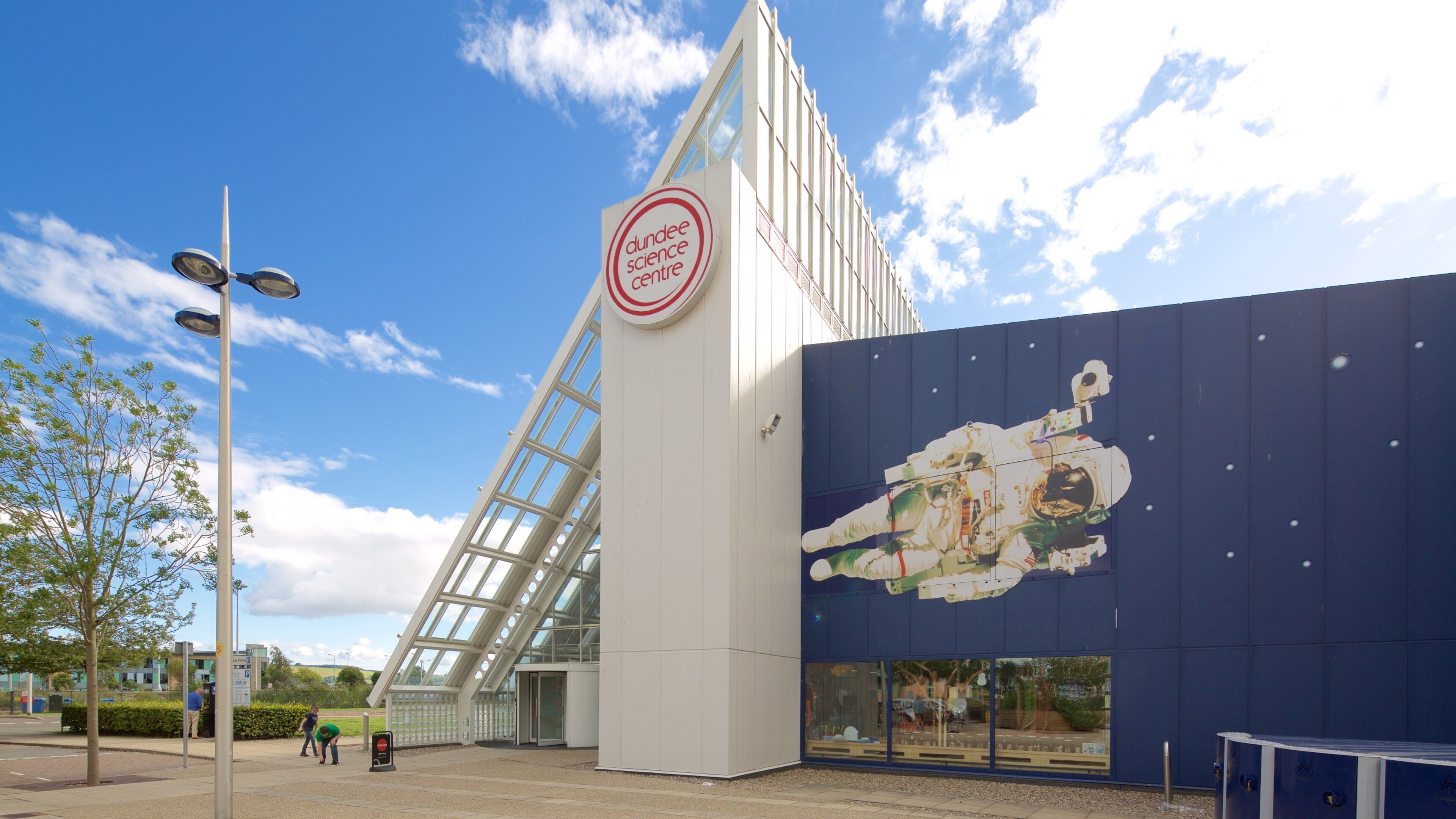 Sensation which includes street scenes