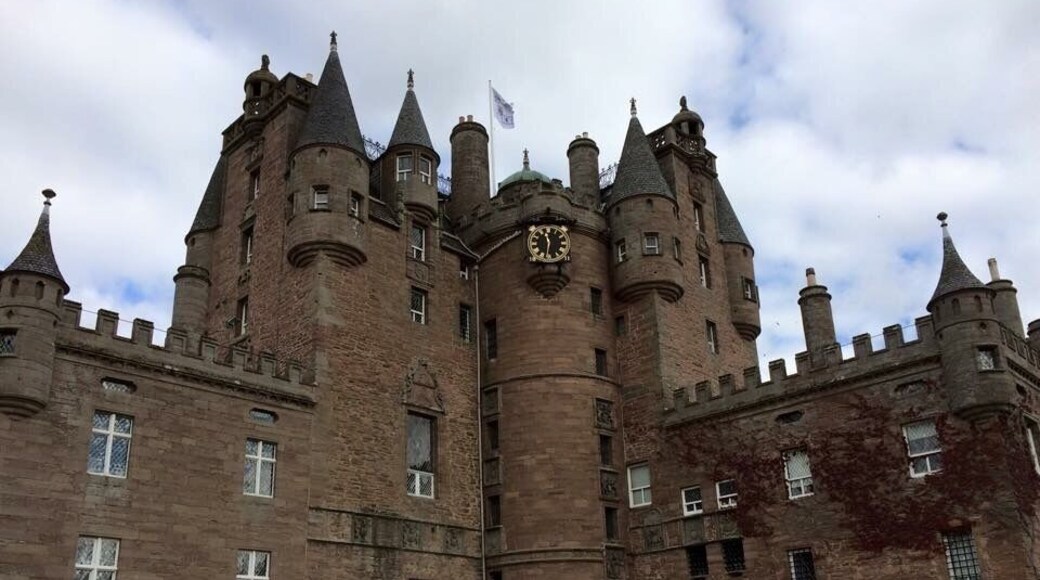 Childhood home of the queen mother