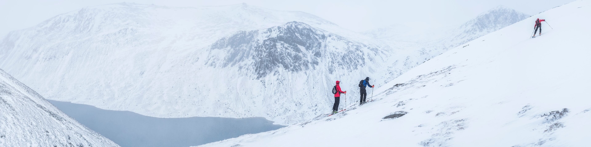 Ski touring at Loch Avon on the River Avon, Cairngorms National Park, Scotland