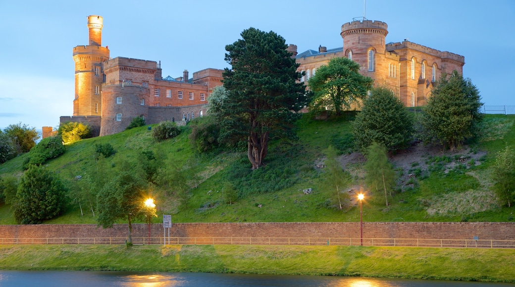 Inverness Castle showing heritage architecture, heritage elements and chateau or palace