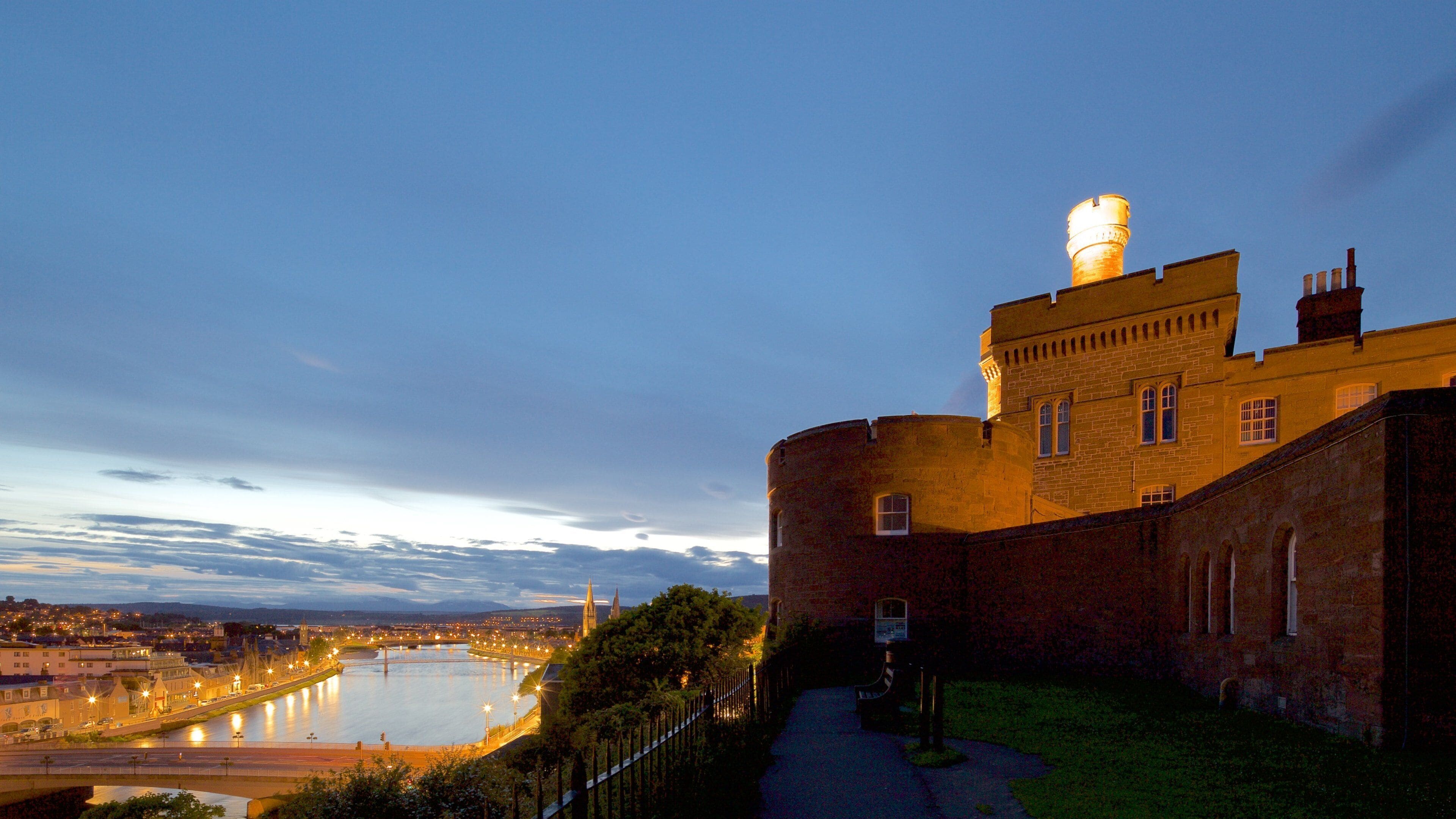 Inverness Castle which includes chateau or palace, a river or creek and heritage architecture