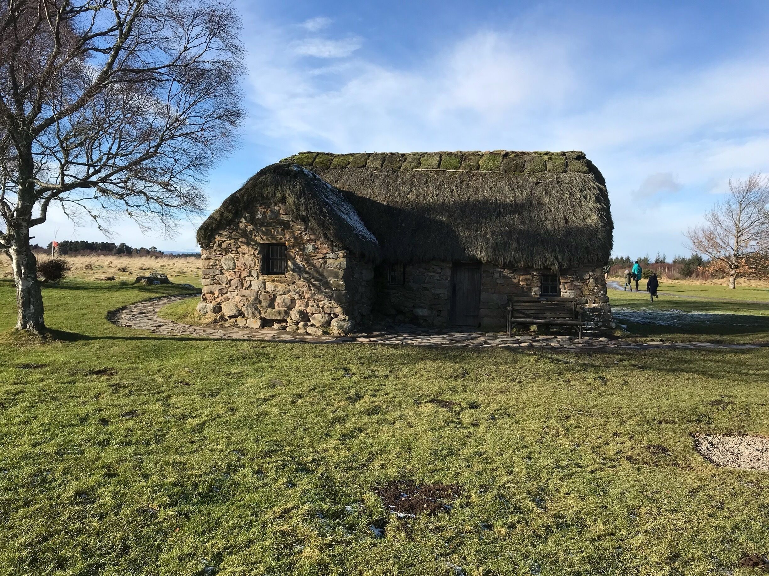 Traditional dwelling typical of the Scottish Highlands in the 18th Century.