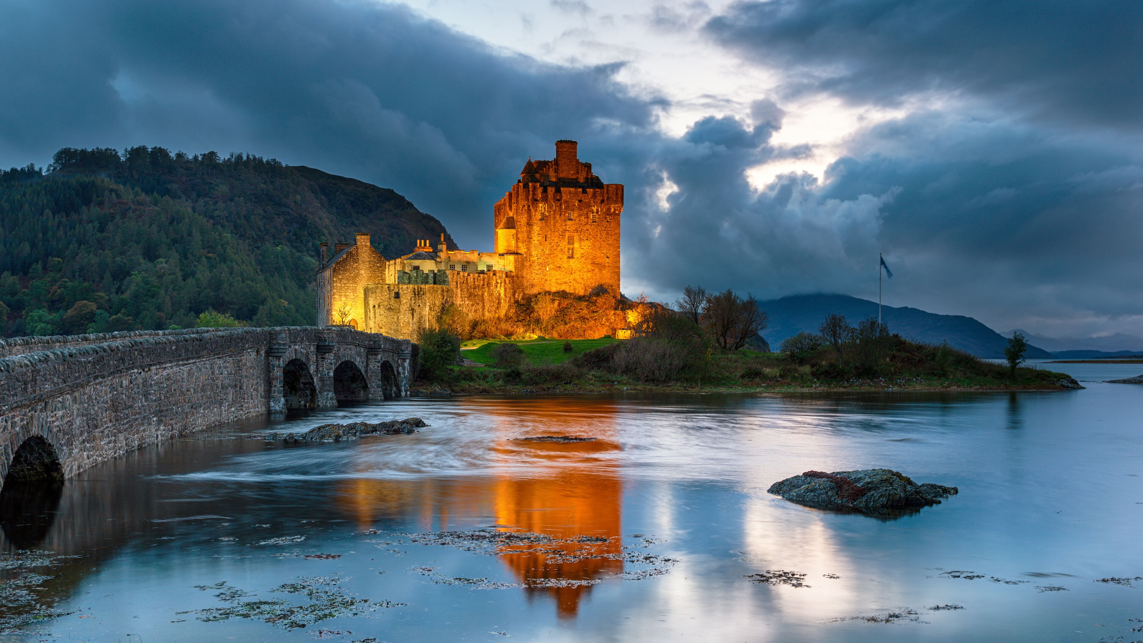 Nighfall over Eilean Donan castle