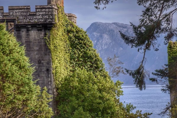 Everything about this location said "Scotland" to me. Castle ruins, moody sky, mountains, ocean, greenery. This whole section of the Isle Of Skye left me speechless.