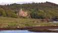 Dunvegan slott som viser rolig landskap, historisk arkitektur og slott