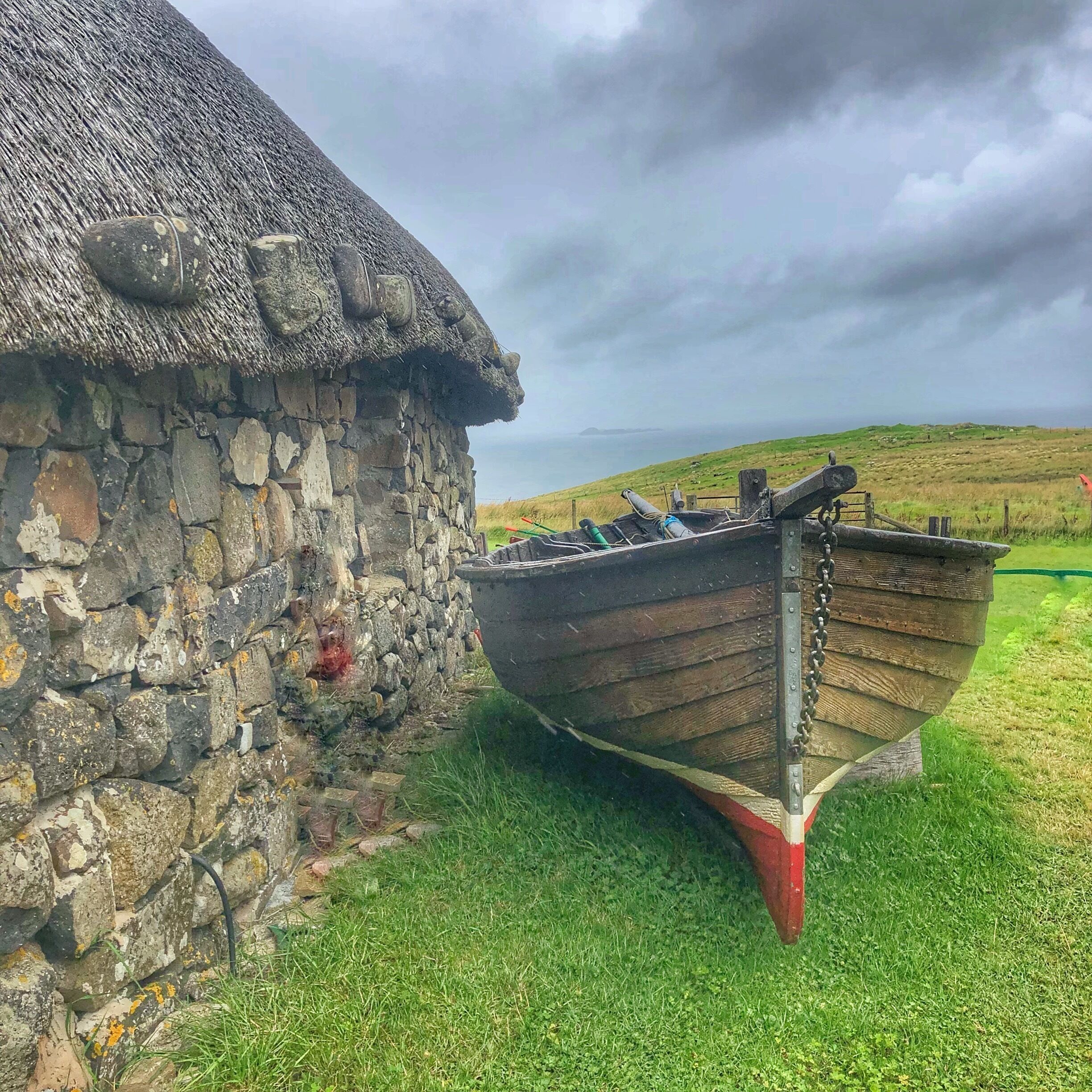 Amazing little place with loads of interesting information  about the way life used to be on Skye. Very welcoming staff and reasonable priced