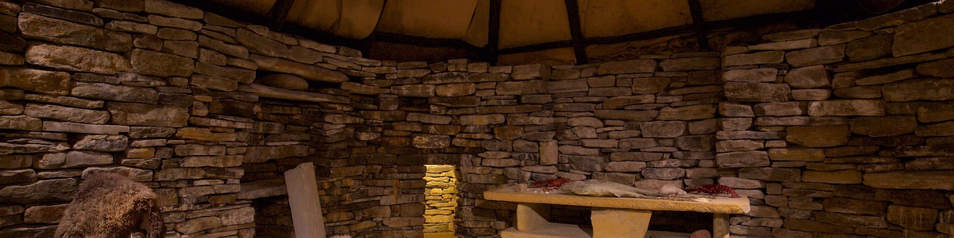 Skara Brae which includes heritage elements, a house and interior views