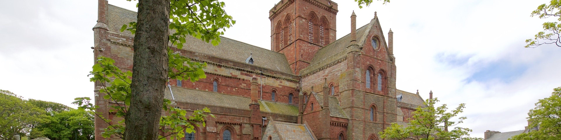 St. Magnus Cathedral which includes heritage architecture, heritage elements and a cemetery