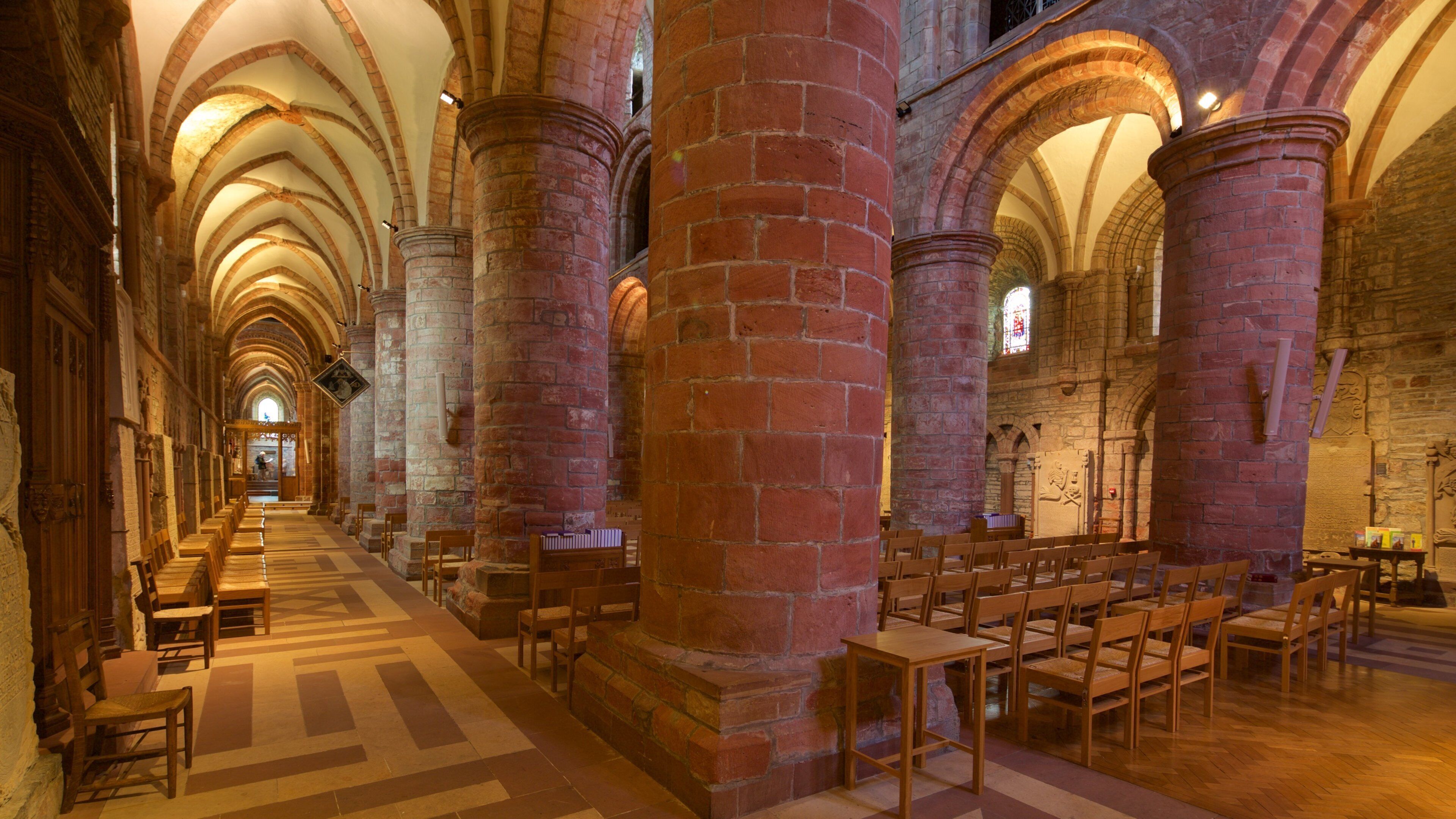 วิหาร St. Magnus แสดง โบสถ์หรือวิหาร, การตกแต่งภายใน และ มรดกทางสถาปัตยกรรม