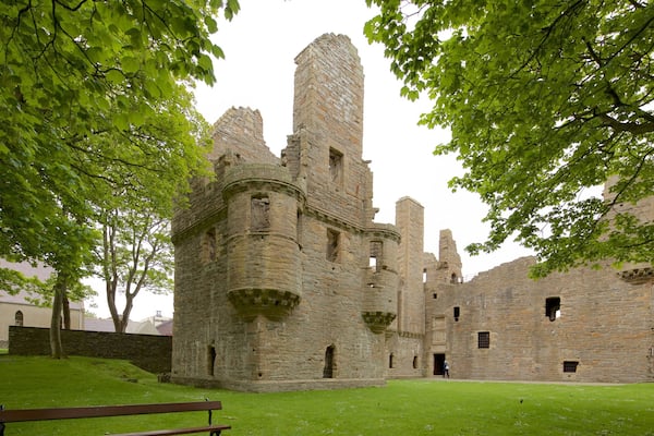 Bishop\'s Palace showing heritage architecture, heritage elements and a castle