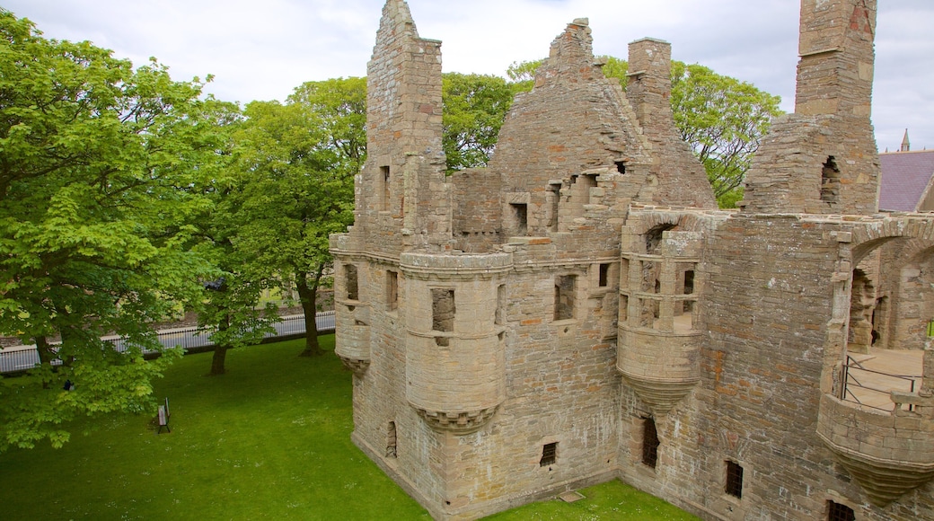 Bishop\'s Palace featuring a ruin, heritage elements and a castle