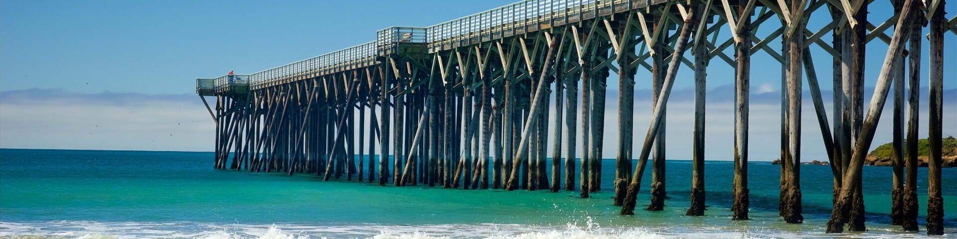 San Simeon Pier which includes general coastal views