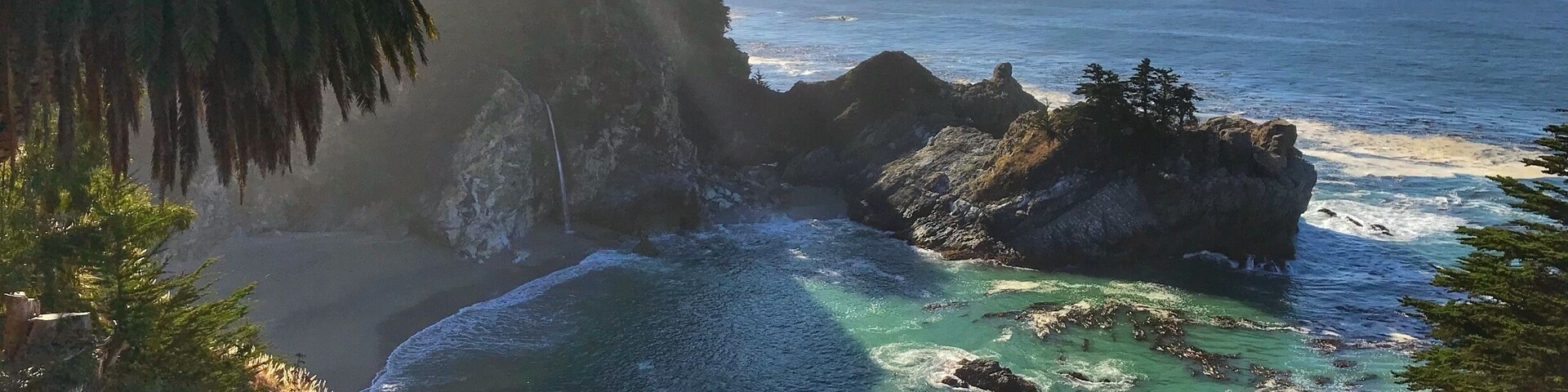 This place is just incredible, easily one of, if not the coolest tide pools I've ever seen. There's a couple different ways to hike around it, which are all worth doing. Catch it at low tide if you can!