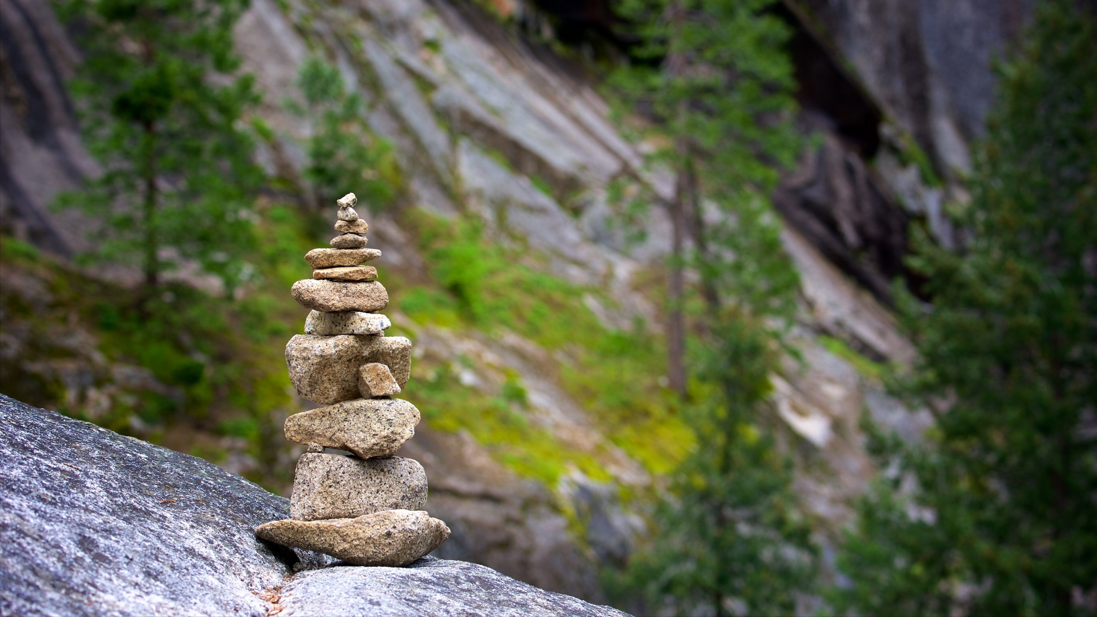 Vernal Falls featuring tranquil scenes