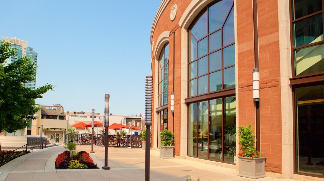 Rose Theatre showing street scenes