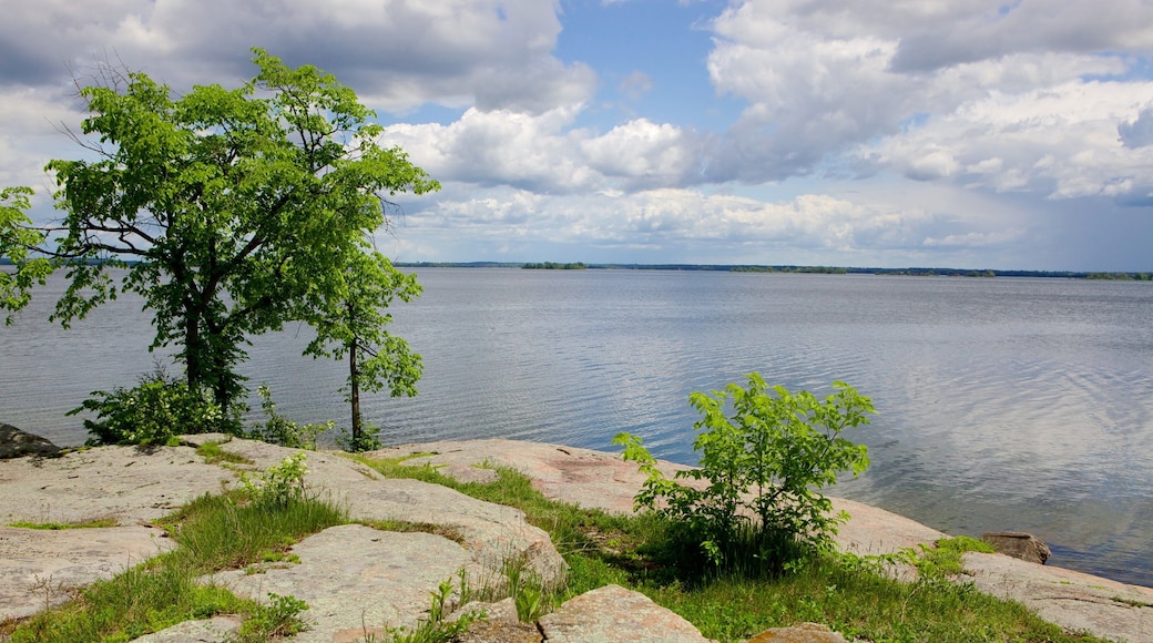 Leeds and the Thousand Islands