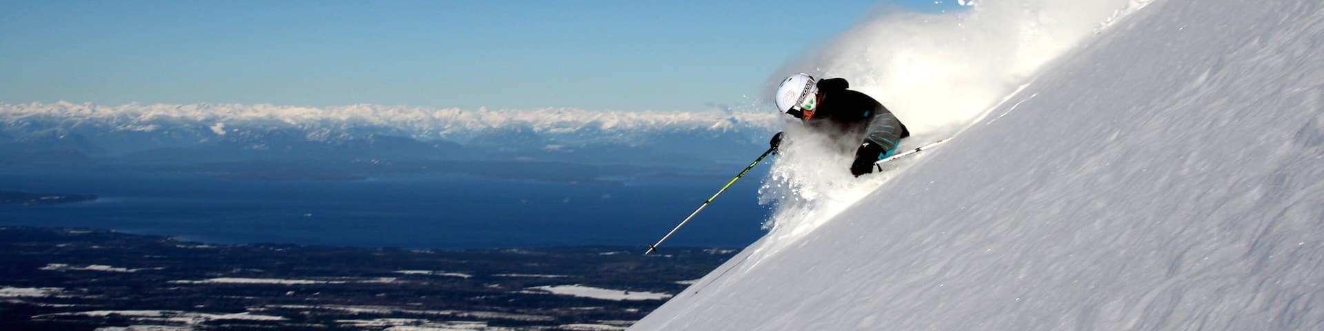 Mount Washington Alpine Resort mostrando sci e neve
