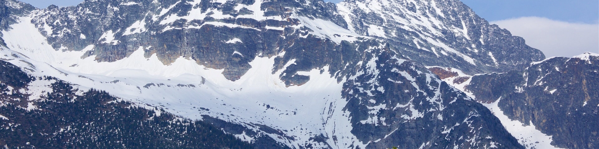 Glacier National Park mit einem ruhige Szenerie, Schnee und Berge