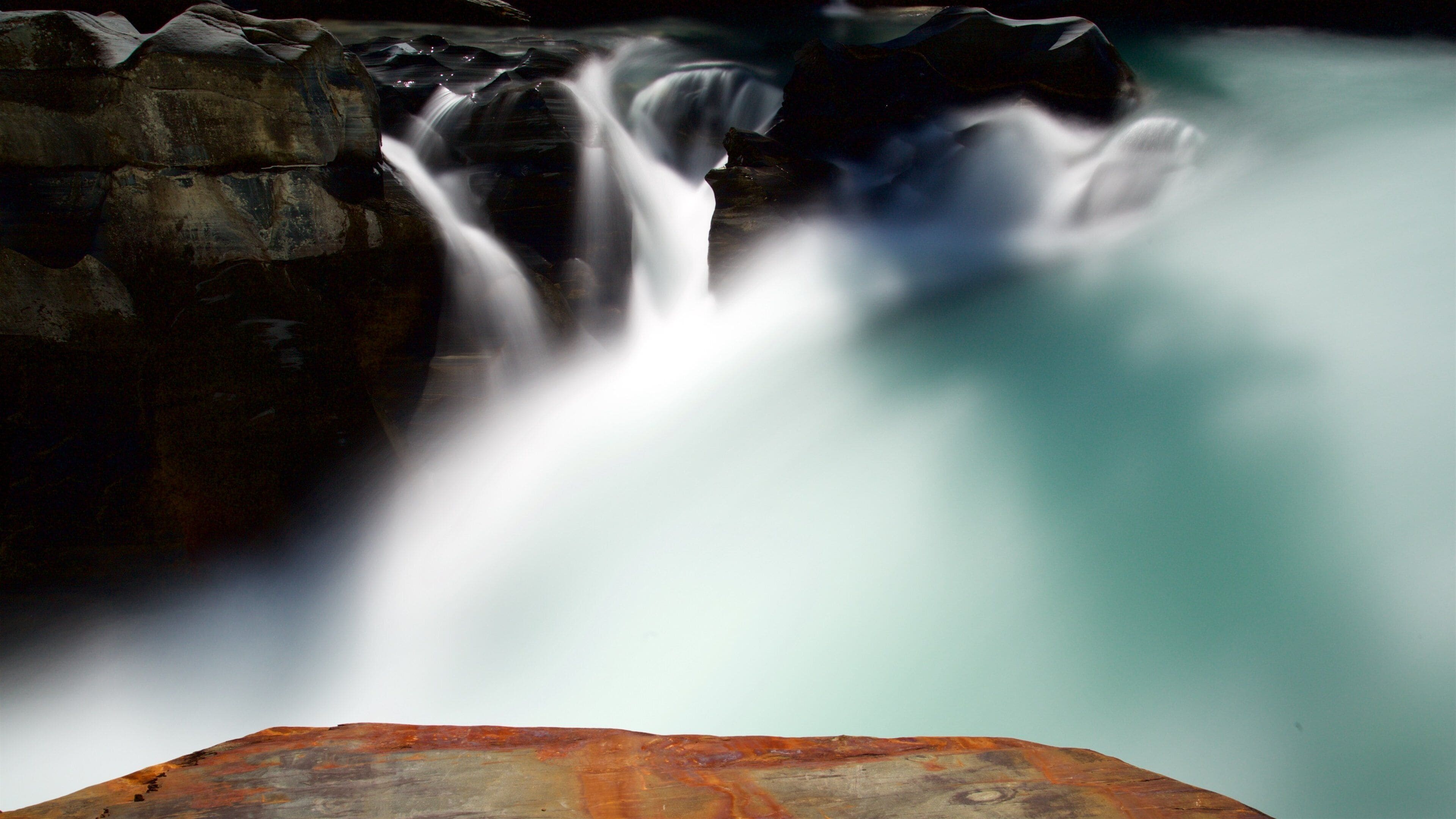 쿠트니 국립공원 이 포함 강 또는 시내