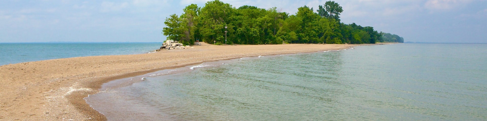 Point Pelee National Park featuring a pebble beach