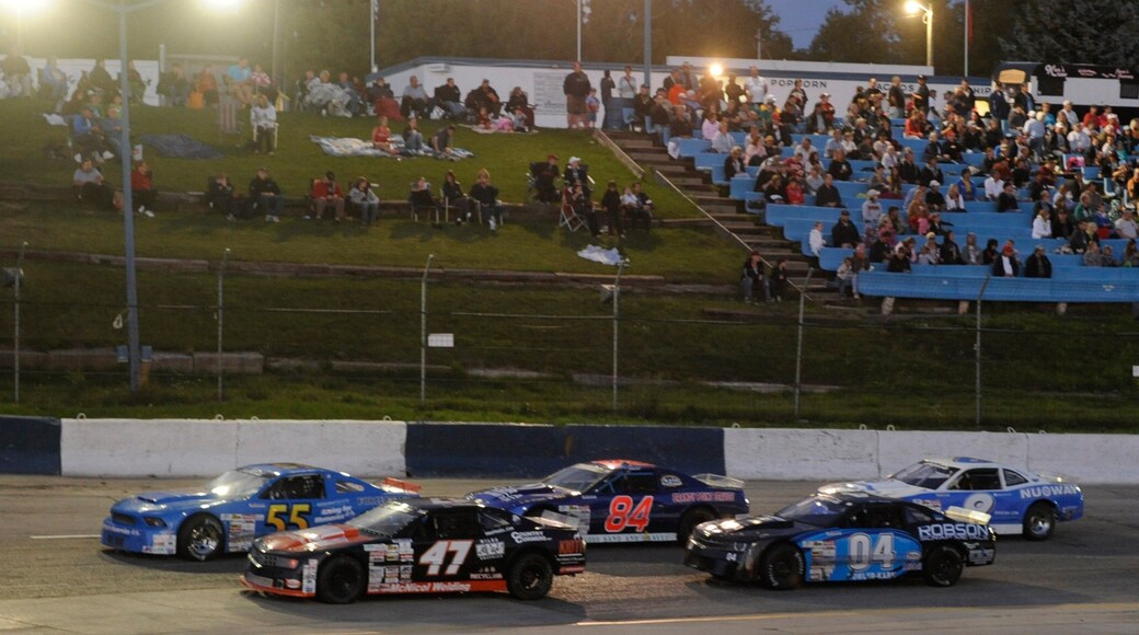 Delaware Speedway as well as a large group of people