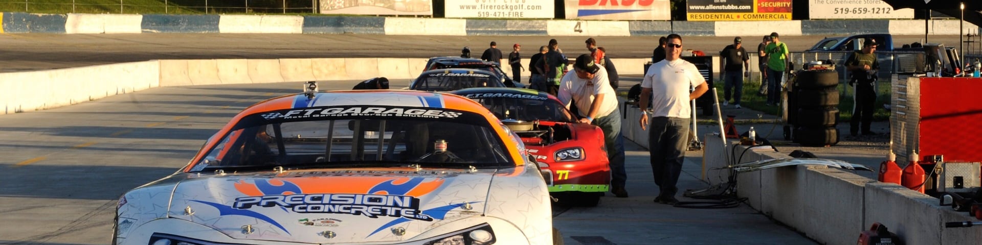Delaware Speedway mostrando un atardecer