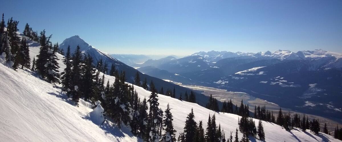 Beautiful blue bird-sky day at Revelstoke Mountain Resort.