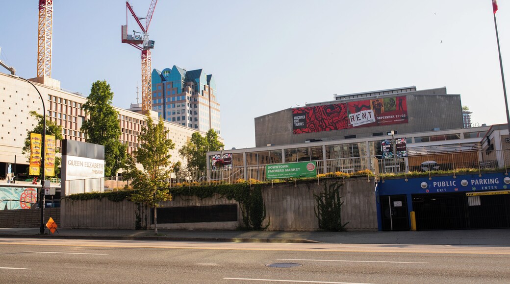 Queen Elizabeth Theatre