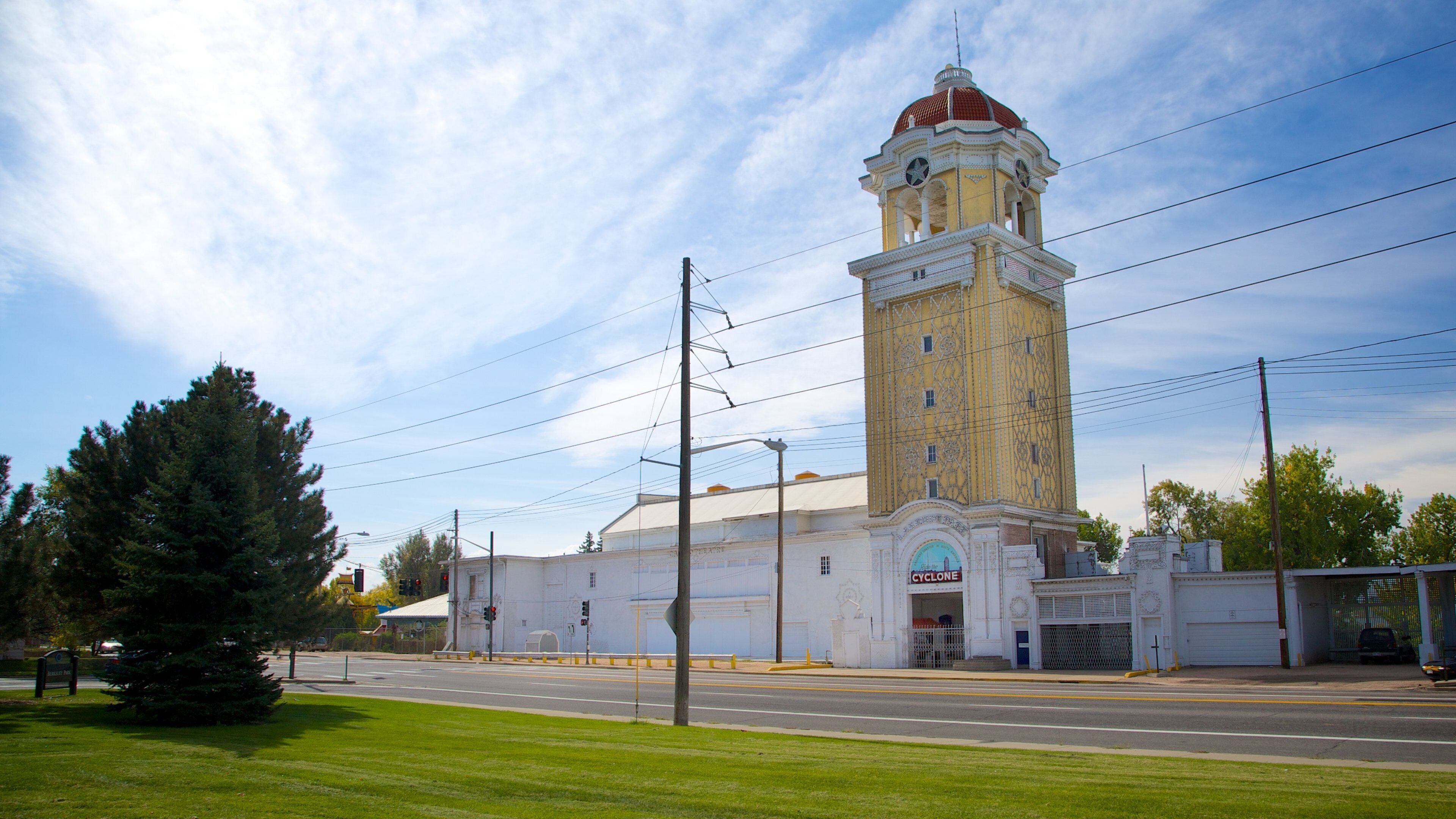 Lakeside Amusement Park qui includes patrimoine historique et balades